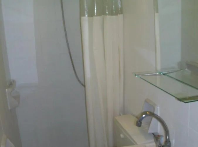 Maria's Hotel Agios Georgios (Corfu)
